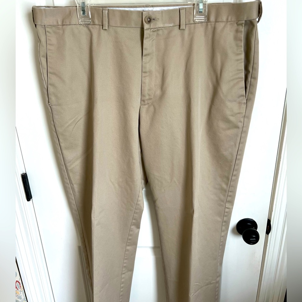 Haggar Work to Weekend Khaki Pants Size 40/30